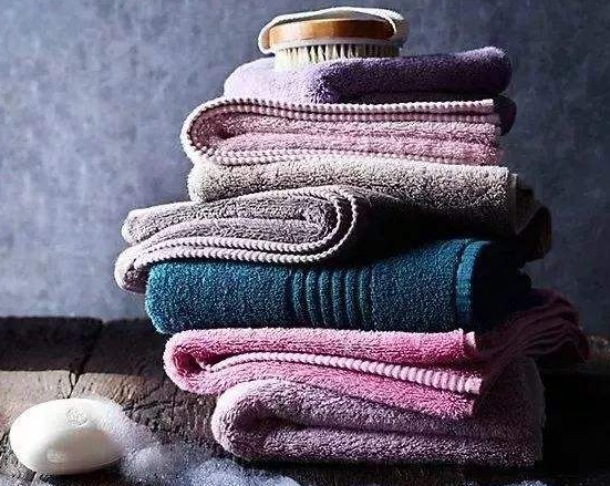 潔面刷能不能縮小毛孔？使用潔面刷后怎么讓毛孔變小？