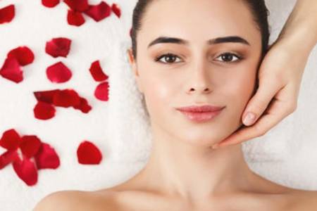 八勝肽和六勝肽的區別是什么  八勝肽三色凝膠晚上可以用嗎