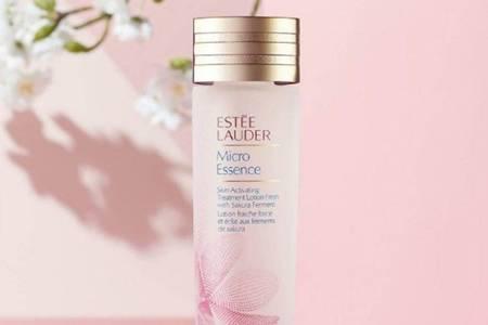 雅詩蘭黛櫻花微精華露怎么使用  雅詩蘭黛護膚品適合什么年齡層