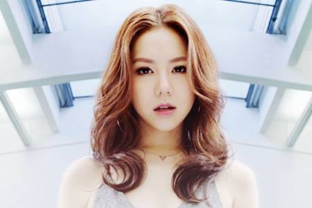 鄧紫棋如何KO都市隱形危肌  碧歐泉凍齡小藍瓶精華效果怎么樣