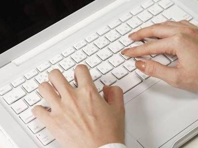 手部美白更快的方式 是什么  3個(gè)手部美白的小技巧讓你迅速變白