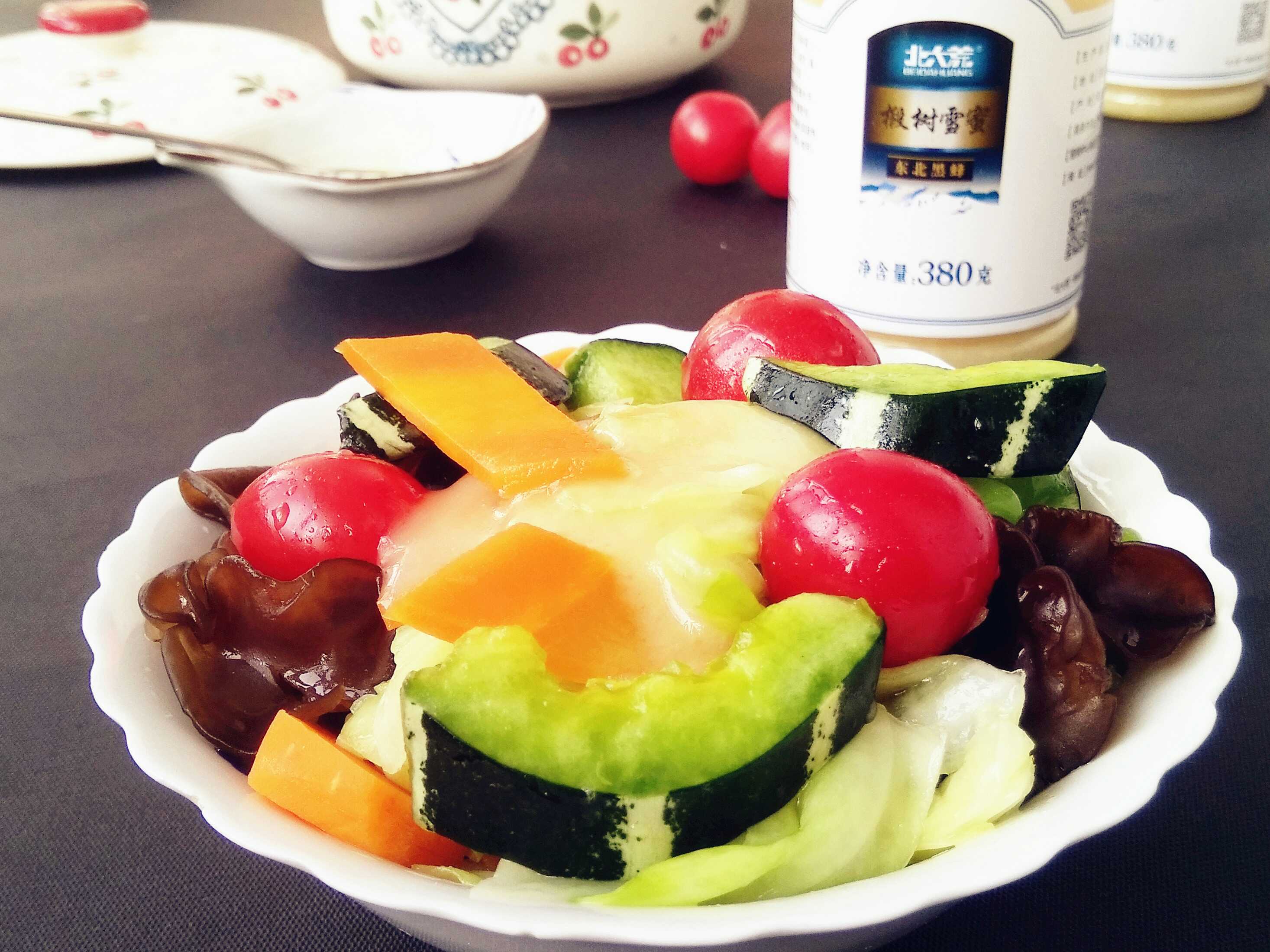 蜜汁沙拉的做法-甜味拌菜譜 蜜汁沙拉的做法-甜味拌菜譜