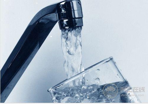 早上起床4種水一定不能喝