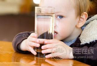 早上起床4種水一定不能喝