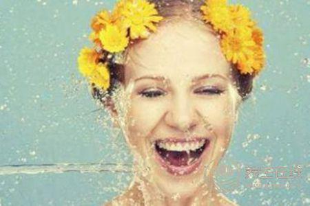 春季該怎樣給皮膚補水?