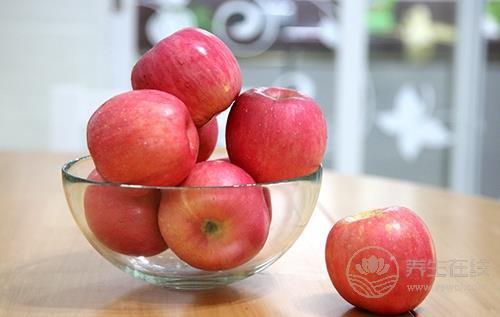 夏季吃水果七大禁忌 教你如何吃水果更健康 夏季吃水果七大禁忌 教你如何吃水果更健康