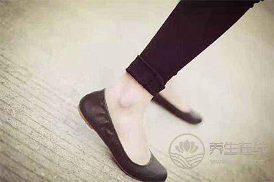 春季露腳踝，美麗中埋下健康隱患