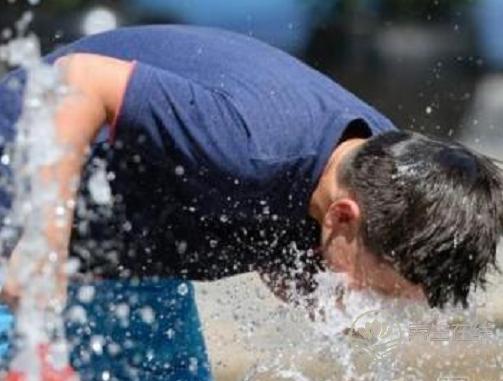 夏季防暑降溫,這些事千萬別做 夏季防暑降溫,這些事千萬別做