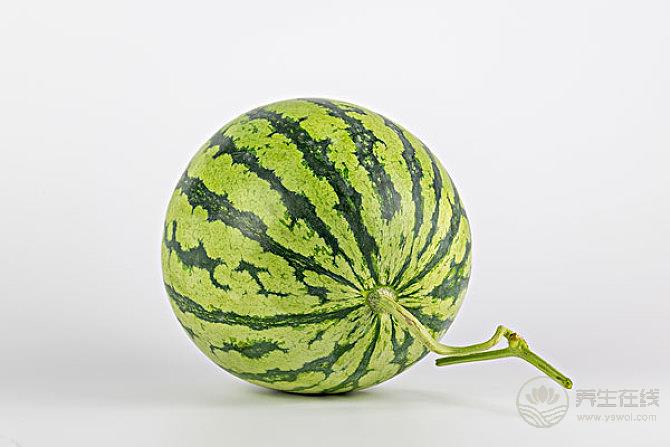 夏天吃西瓜是很爽,但這些事項還是得留心 夏天吃西瓜是很爽,但這些事項還是得留心