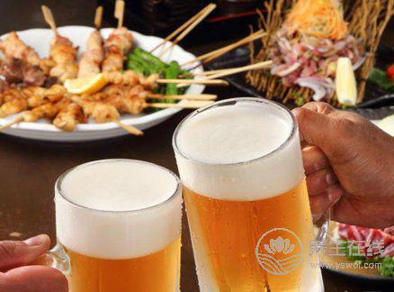 夏天啤酒加烤串爽歪歪？喝啤酒的這些禁忌你知道嗎