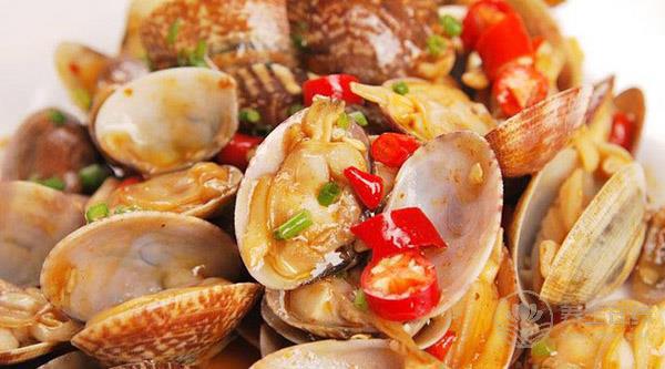 秋季吃海鮮七大禁忌 海鮮啤酒同吃惹痛風 秋季吃海鮮七大禁忌 海鮮啤酒同吃惹痛風
