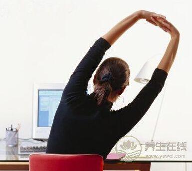 <a href=http://www.xllyou.com/tags-春季養(yǎng)生.html target=_blank class=infotextkey>春季養(yǎng)生</a>：多伸懶腰多梳頭