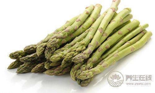 夏天怕曬？10種食物讓你越吃越白