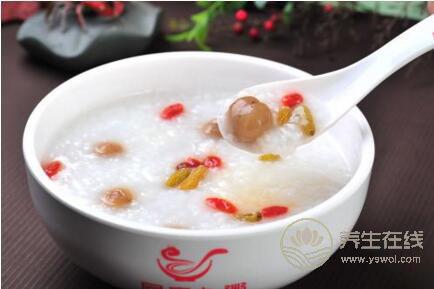 寒露吃什么 寒露滋補(bǔ)養(yǎng)生的五款粥 寒露吃什么 寒露滋補(bǔ)養(yǎng)生的五款粥