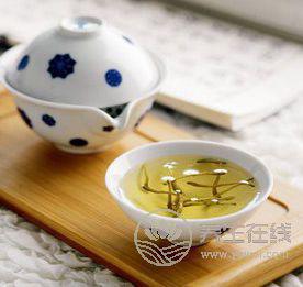 女性春季更易上火 清熱降火這么吃