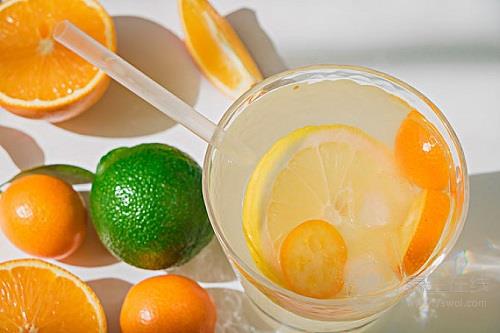 夏天喝金桔檸檬水好處多，每個人都該知道