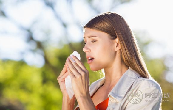 秋天鼻炎找上你不要急,用這種水清洗鼻子效果好! 秋天鼻炎找上你不要急,用這種水清洗鼻子效果好!