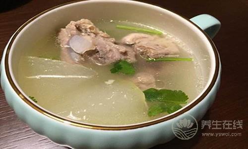 夏季容易心情煩躁 四款美食除煩去燥 夏季容易心情煩躁 四款美食除煩去燥