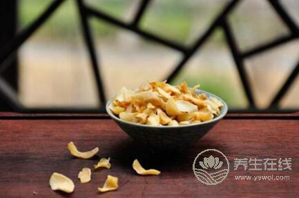 秋天為什么要養(yǎng)肺?養(yǎng)肺要注意什么? 秋天為什么要養(yǎng)肺?養(yǎng)肺要注意什么?