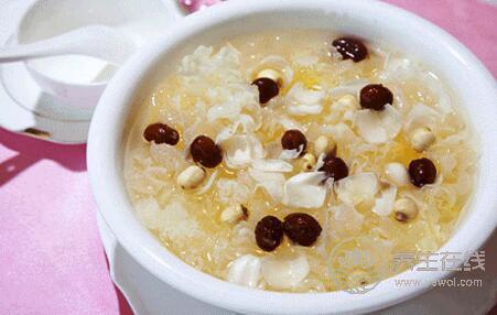 孕婦秋燥有哪些癥狀?孕婦預(yù)防秋燥的食譜 孕婦秋燥有哪些癥狀?孕婦預(yù)防秋燥的食譜