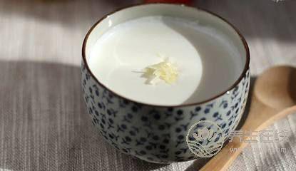 立春后溫中升陽，食用韭黃好時節