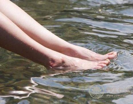 夏季防暑降溫,這些事千萬別做 夏季防暑降溫,這些事千萬別做