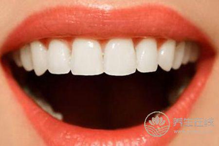 春天牙齦出血能吃什么食物?