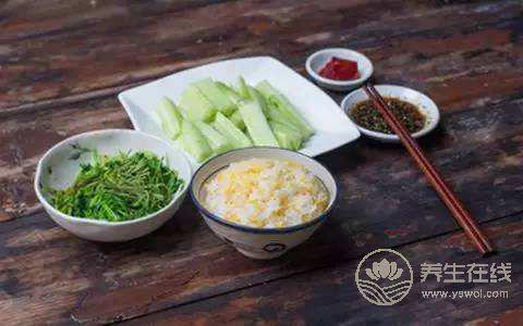 暮春保健小妙招：飲食清淡多鍛煉