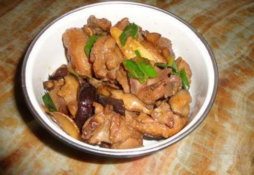 這幾種食物很養(yǎng)生，秋季，女人可常吃