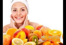 秋季如何護(hù)膚？秋季吃什么對(duì)皮膚好？