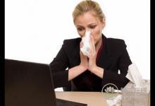 秋季即時(shí)添加衣服預(yù)防感冒發(fā)生