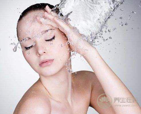 夏日三招打好抗痘戰役