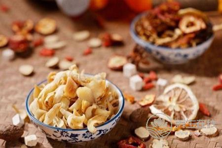 推薦秋季女性養(yǎng)生補(bǔ)血食物 推薦秋季女性養(yǎng)生補(bǔ)血食物