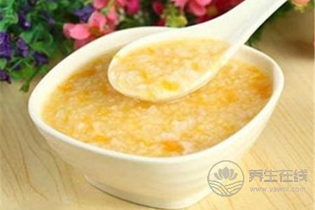 秋季咳嗽吃什么?治療咳嗽的食療方有哪些?-易網(wǎng)<a href=http://www.xllyou.com/ target=_blank class=infotextkey>健康養(yǎng)生</a>網(wǎng) 秋季咳嗽吃什么?治療咳嗽的食療方有哪些?