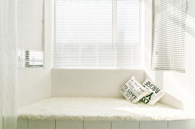 冬天曬背好不好?冬天曬背這樣做才正確-易網(wǎng)健康<a href=http://www.xllyou.com/jkys/ target=_blank class=infotextkey>養(yǎng)生</a>網(wǎng) 冬天曬背好不好?冬天曬背這樣做才正確