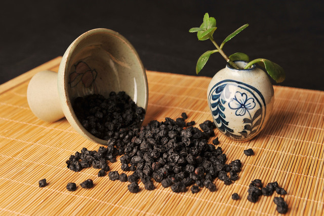 四季養(yǎng)生茶 四季養(yǎng)生茶春夏秋冬怎么喝-易網(wǎng)健康養(yǎng)生網(wǎng) 四季養(yǎng)生茶 四季養(yǎng)生茶春夏秋冬怎么喝