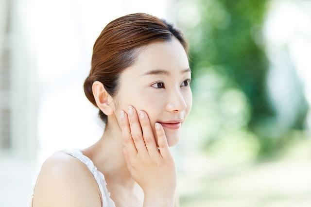 春季護膚的小知識,有哪些小妙招!-易網<a href=http://www.xllyou.com/ target=_blank class=infotextkey>健康養生</a>網 春季護膚的小知識,有哪些小妙招!