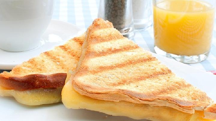 日常養(yǎng)胃吃什么食物好 中醫(yī)養(yǎng)胃推薦吃三種食物