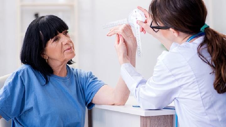 哪些過敏原容易誘發鼻炎 鼻炎高發期慎防五大過敏原-易網<a href=http://www.xllyou.com/ target=_blank class=infotextkey>健康養生</a>網 哪些過敏原容易誘發鼻炎 鼻炎高發期慎防五大過敏原