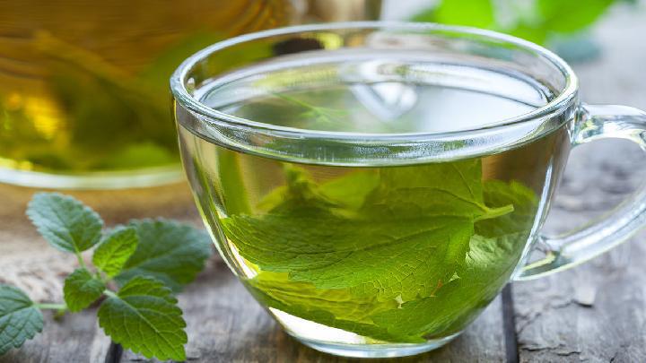 喝茶可以夠防春困 茉莉花茶解春困效果佳-易網<a href=http://www.xllyou.com/ target=_blank class=infotextkey>健康養(yǎng)生</a>網 喝茶可以夠防春困 茉莉花茶解春困效果佳