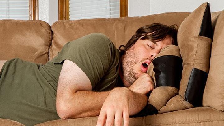 春季容易出現(xiàn)濕熱困乏現(xiàn)象 六款美味養(yǎng)生粥來(lái)拒絕春困-易網(wǎng)<a href=http://www.xllyou.com/ target=_blank class=infotextkey>健康養(yǎng)生</a>網(wǎng) 春季容易出現(xiàn)濕熱困乏現(xiàn)象 六款美味養(yǎng)生粥來(lái)拒絕春困