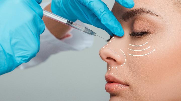 夏季脫發問題不可小覷 發現頭皮過敏需要立即修復