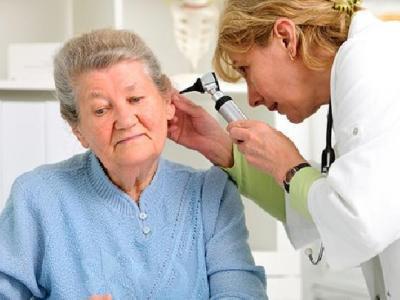 關(guān)于過敏性鼻炎的治療 切記春季勿將鼻炎當(dāng)感冒