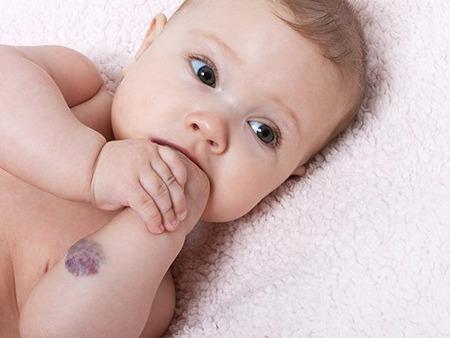 兒童的秋季<a href=http://www.xllyou.com/jkys/ target=_blank class=infotextkey>養(yǎng)生常識</a>，寶爸寶媽你們真的清楚嗎