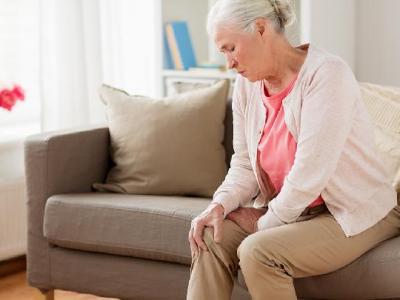 冬季怎么才能預防頸椎病加重復發(fā) 頸椎病頻發(fā)的原因有哪些