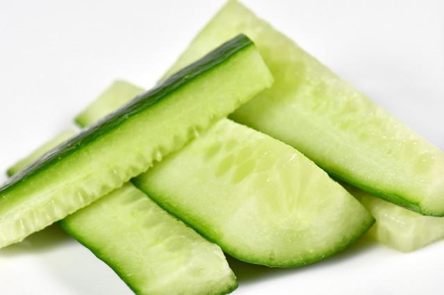 夏天吃什么菜開胃?食欲不振還能這樣解決-易網(wǎng)健康<a href=http://www.xllyou.com/jkys/ target=_blank class=infotextkey>養(yǎng)生</a>網(wǎng) 夏天吃什么菜開胃?食欲不振還能這樣解決