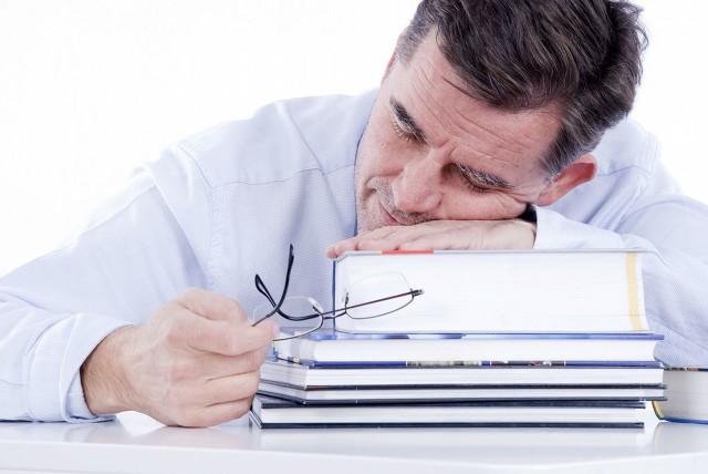 秋季傷肝的行為有哪些,秋季應該怎么護肝-易網健康<a href=http://www.xllyou.com/jkys/ target=_blank class=infotextkey>養生</a>網 秋季傷肝的行為有哪些,秋季應該怎么護肝