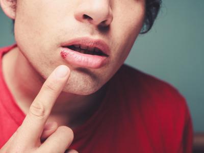 秋季陰虛火旺怎么辦，陰虛火旺的常見癥狀有哪些？