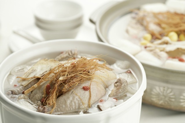 秋季養(yǎng)生煲湯,這幾種湯品值得珍藏-易網(wǎng)健康養(yǎng)生網(wǎng) 秋季養(yǎng)生煲湯,這幾種湯品值得珍藏