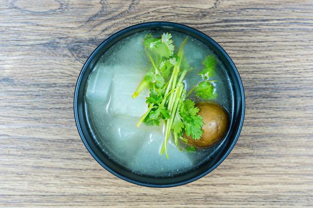 冬季預(yù)防血壓養(yǎng)生湯？家里老人再也不怕高血壓了